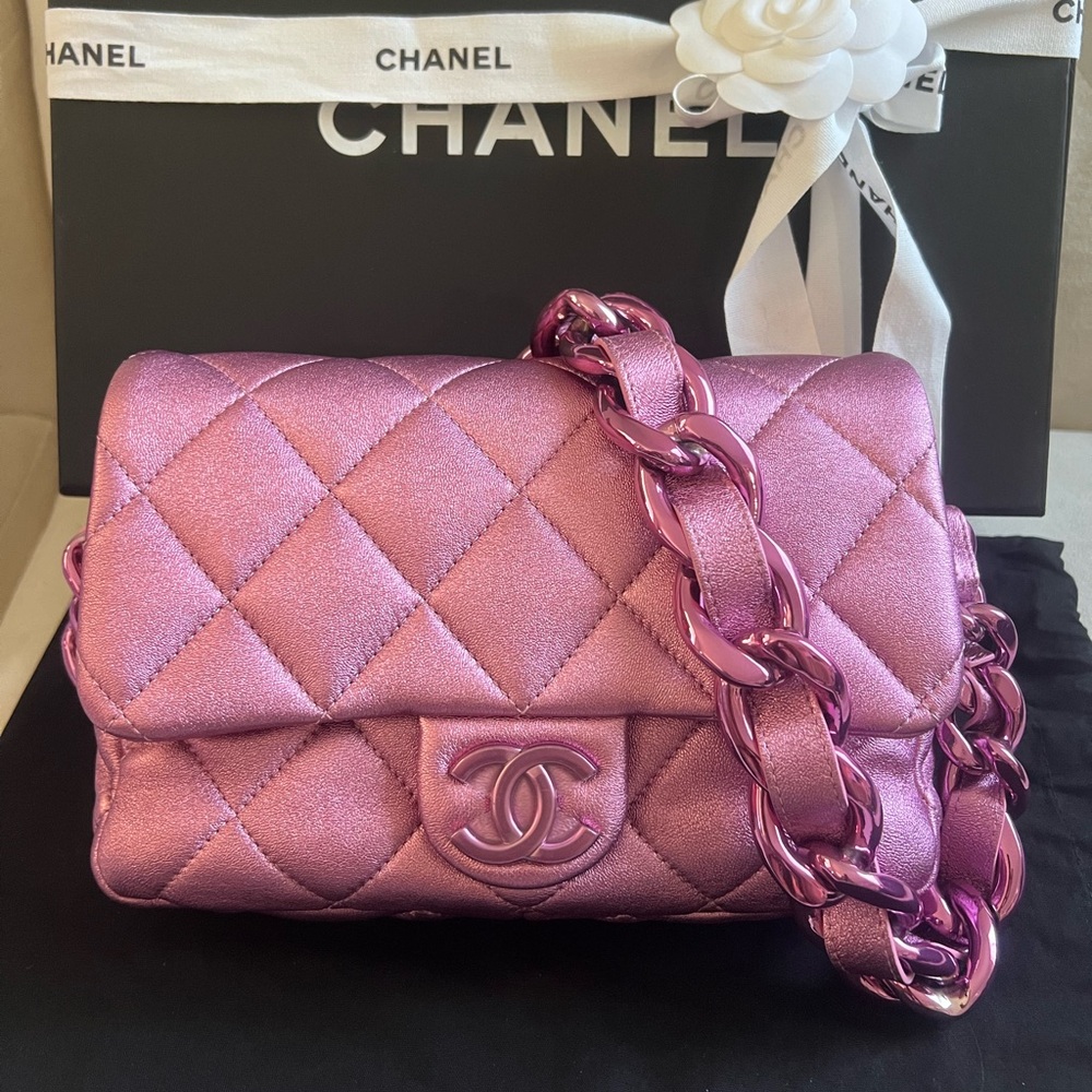 🔥Unique Rare🔥💗💗Chanel Metallic Pink Flap Bag - Picture 1 of 16